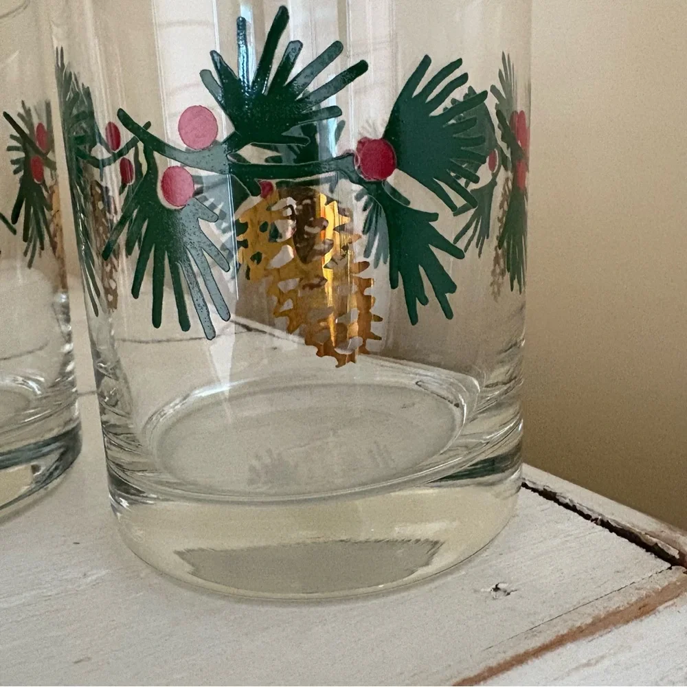 4 Crate and Barrel Pinecone & Berry Holiday Double Old Fashioned Glasses
